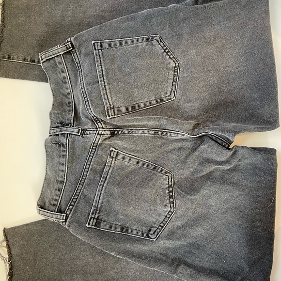 FOREVER21 black denim mom jeans - Picture 2 of 2